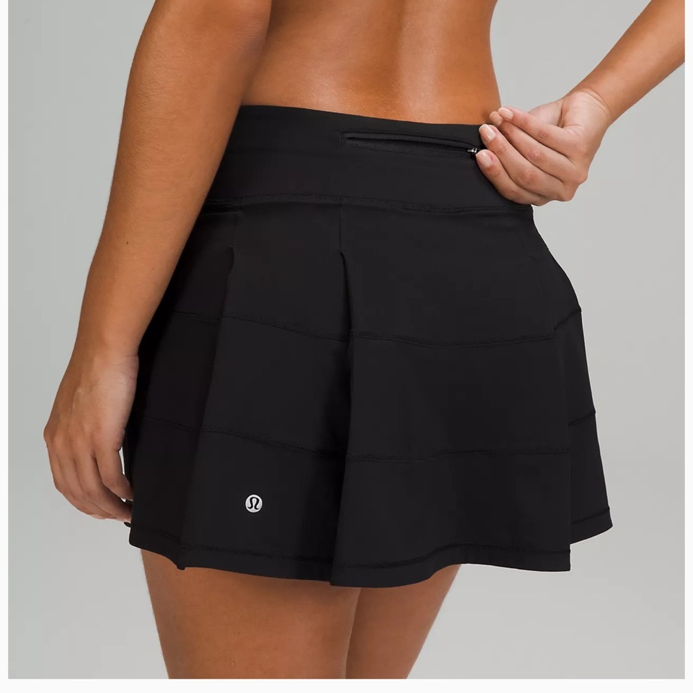 Black pace rival lululemon skirt